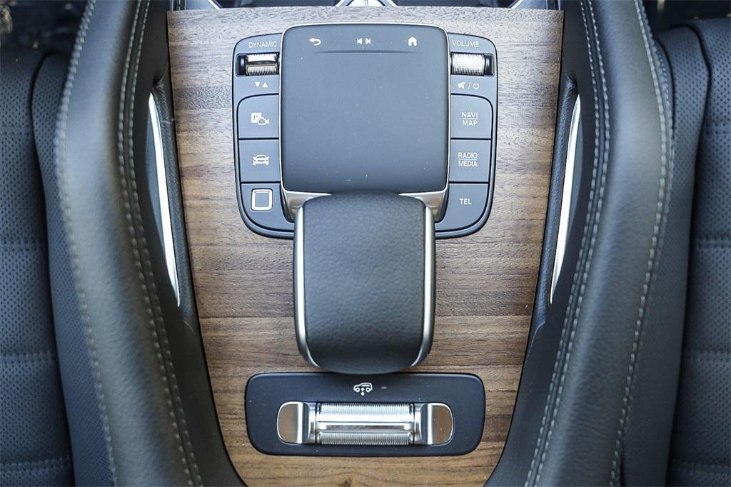new 2025 Mercedes-Benz GLE 580 car, priced at $92,145
