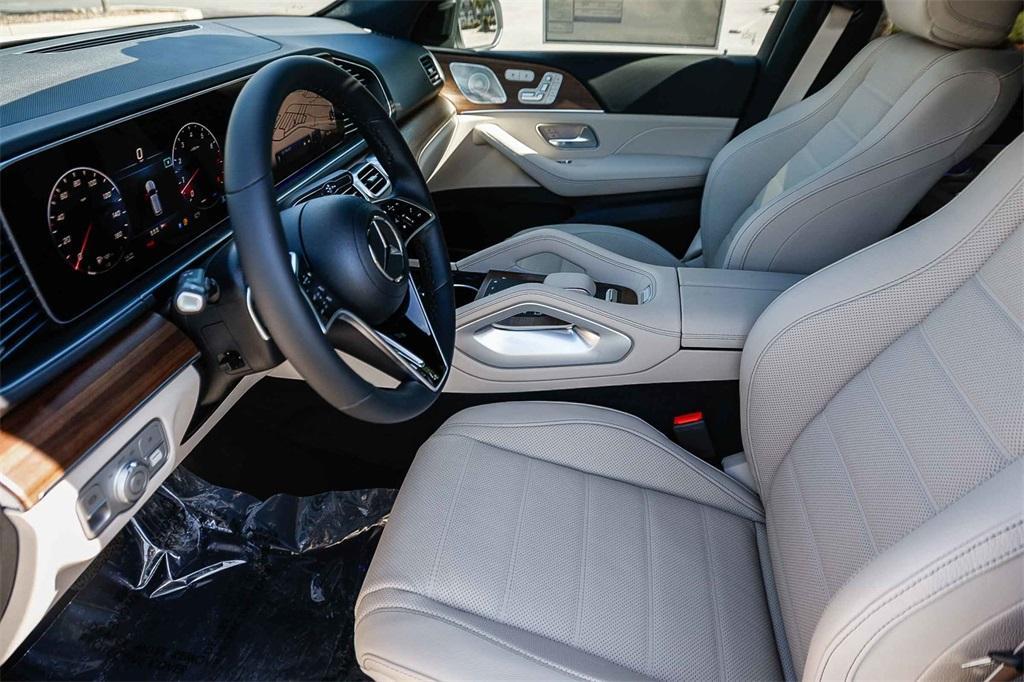 new 2026 Mercedes-Benz GLE 580 car, priced at $91,455