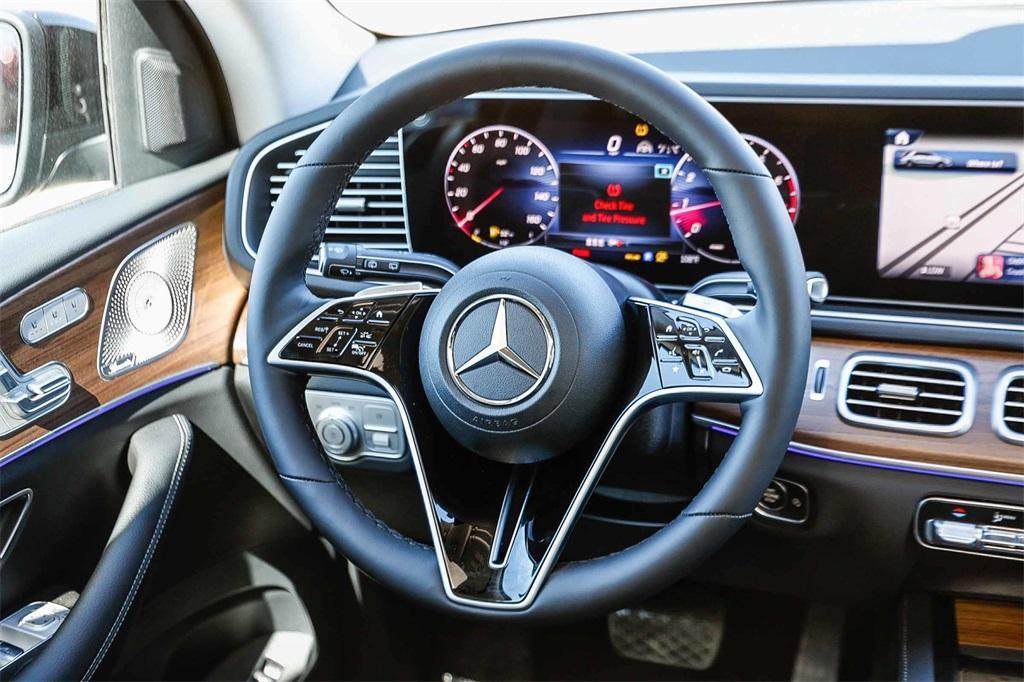 new 2026 Mercedes-Benz GLE 450 car, priced at $80,495