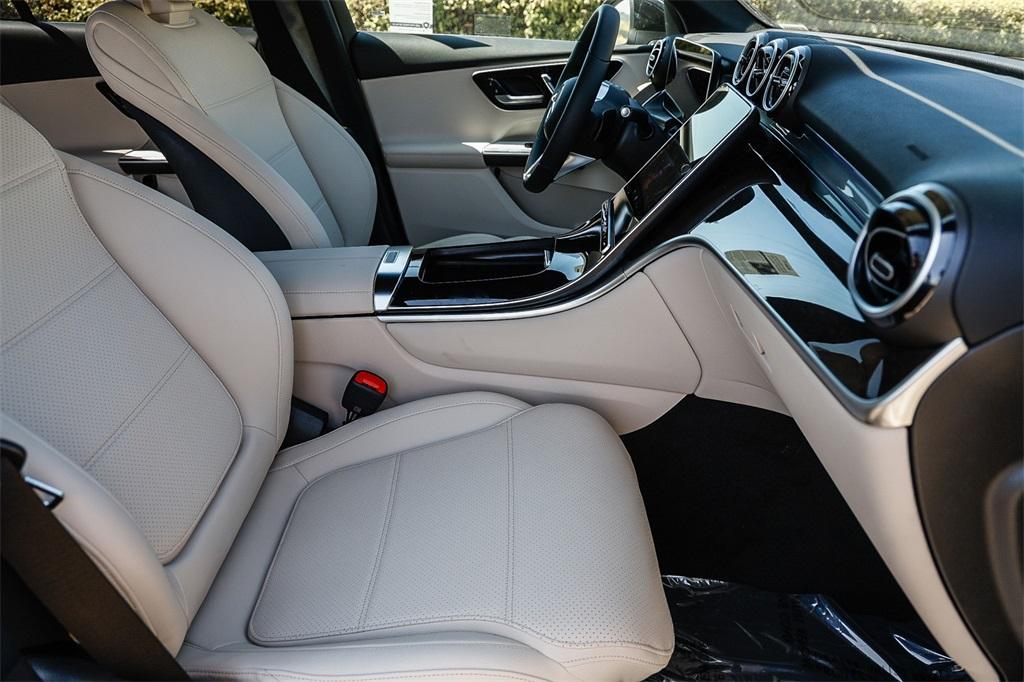 new 2025 Mercedes-Benz GLC 350e car, priced at $62,205