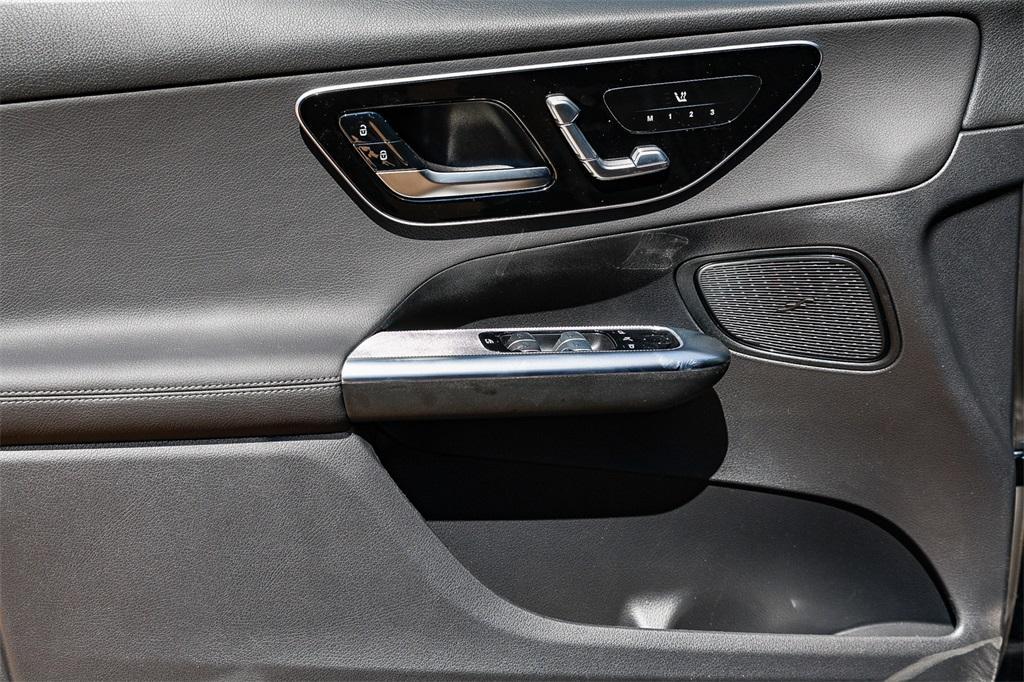new 2025 Mercedes-Benz GLC 350e car, priced at $61,050