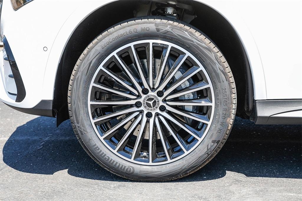 new 2025 Mercedes-Benz GLC 350e car, priced at $67,355