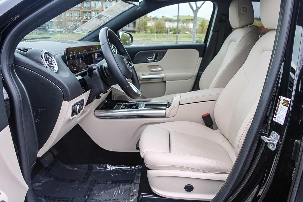 used 2025 Mercedes-Benz GLA 250 car, priced at $39,650