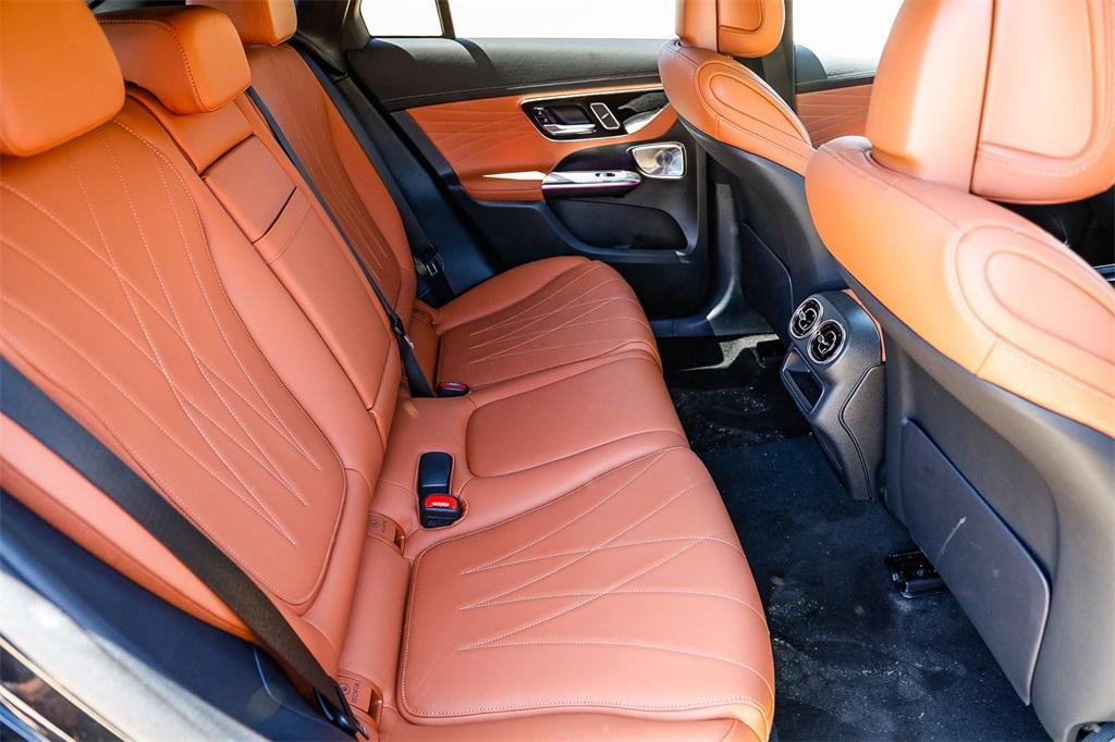 new 2025 Mercedes-Benz GLC 300 car, priced at $73,895
