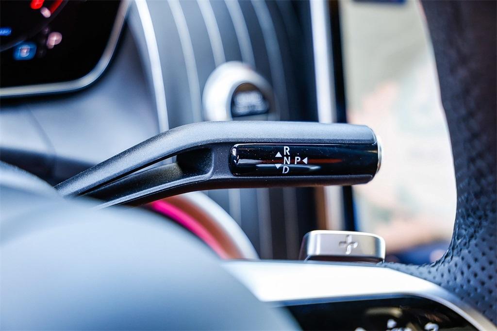 new 2025 Mercedes-Benz GLC 300 car, priced at $73,895