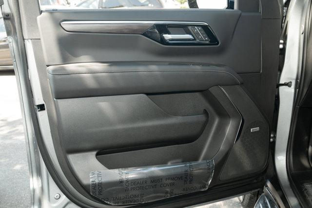 new 2025 Chevrolet Suburban car, priced at $74,790