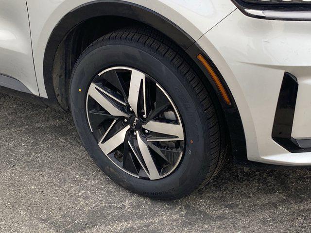 used 2022 Kia Sorento car, priced at $25,988