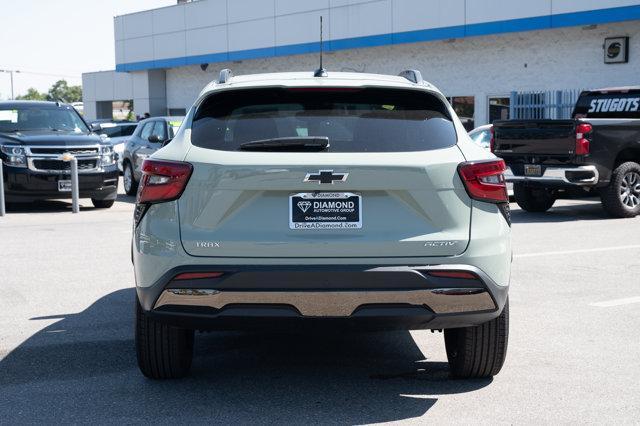 new 2025 Chevrolet Trax car, priced at $27,249