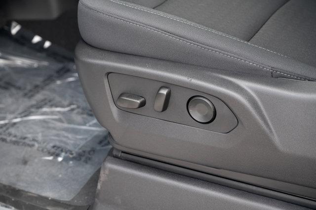 new 2025 Chevrolet Silverado 1500 car, priced at $52,080