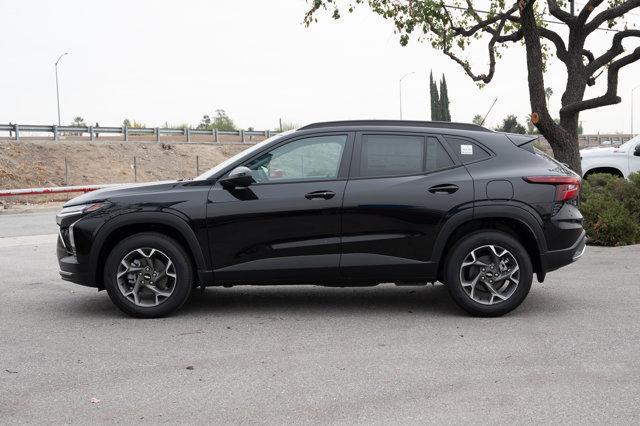 new 2025 Chevrolet Trax car, priced at $23,680