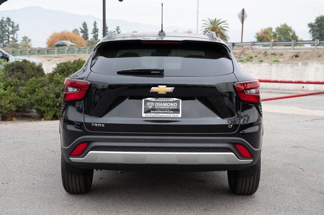 new 2025 Chevrolet Trax car, priced at $23,680