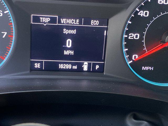 used 2024 Chevrolet Traverse car, priced at $39,988