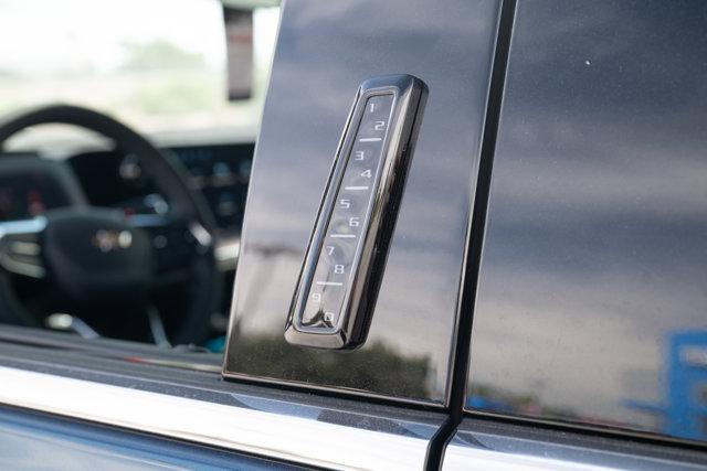 new 2025 Chevrolet Suburban car, priced at $82,100