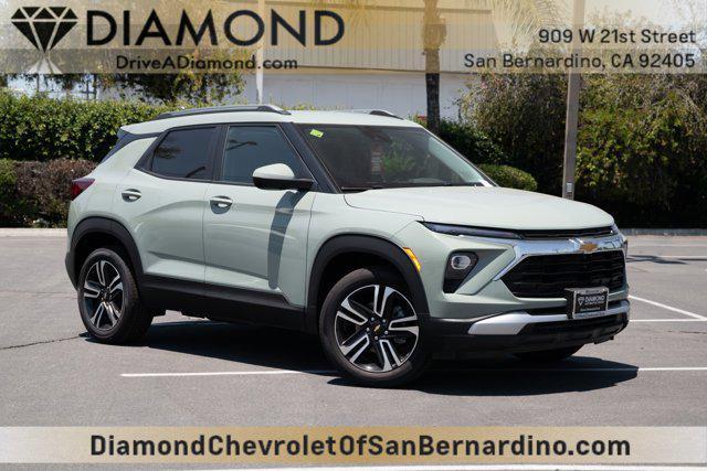 new 2025 Chevrolet TrailBlazer car, priced at $26,174