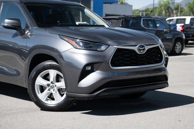 used 2024 Toyota Highlander car, priced at $33,691