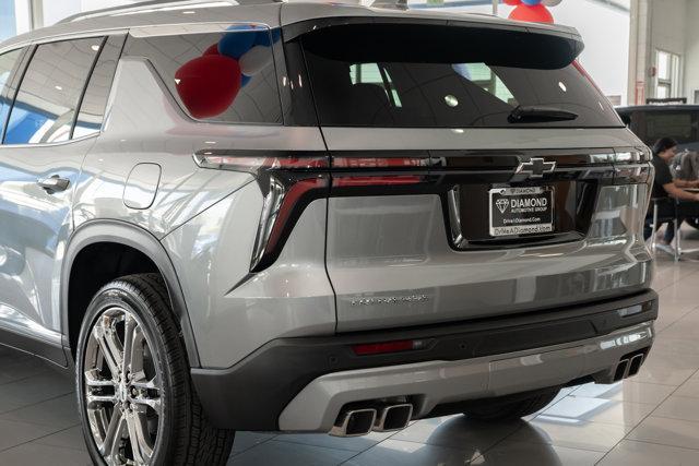 new 2025 Chevrolet Traverse car, priced at $43,610