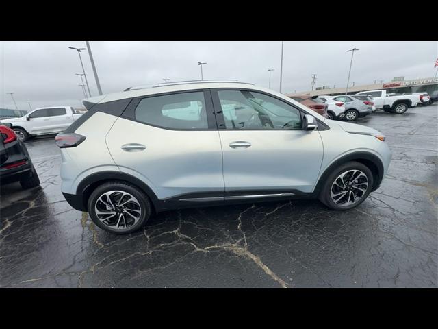 used 2022 Chevrolet Bolt EUV car, priced at $19,995