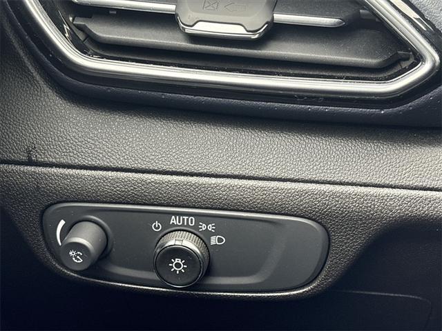 used 2022 Chevrolet Bolt EUV car, priced at $19,995