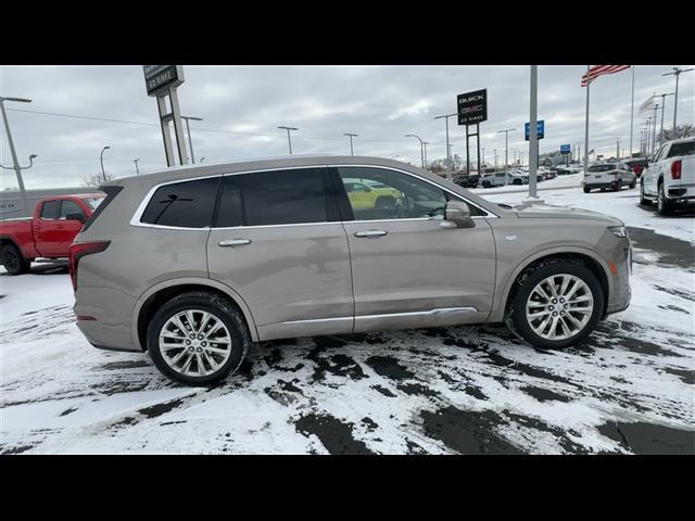 used 2022 Cadillac XT6 car, priced at $36,489