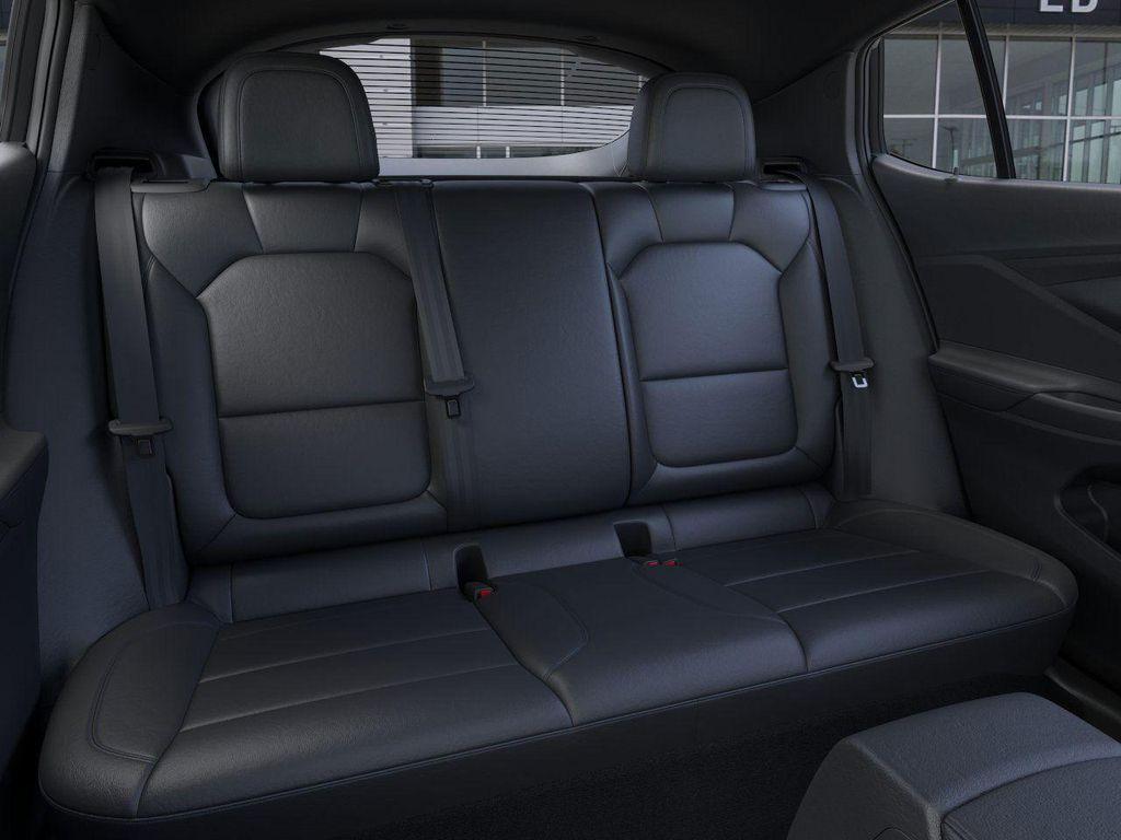 new 2025 Buick Envista car, priced at $28,990