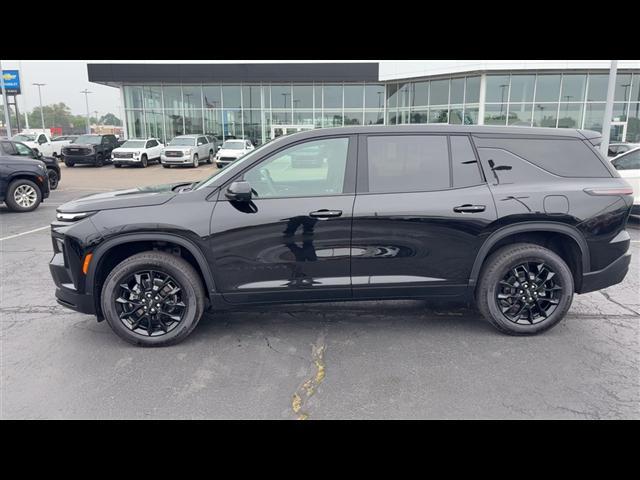 used 2024 Chevrolet Traverse car, priced at $37,995