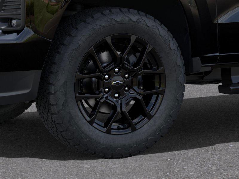 new 2025 Chevrolet Colorado car, priced at $47,329