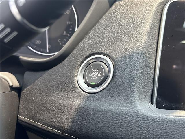 used 2019 Cadillac XT4 car, priced at $20,495