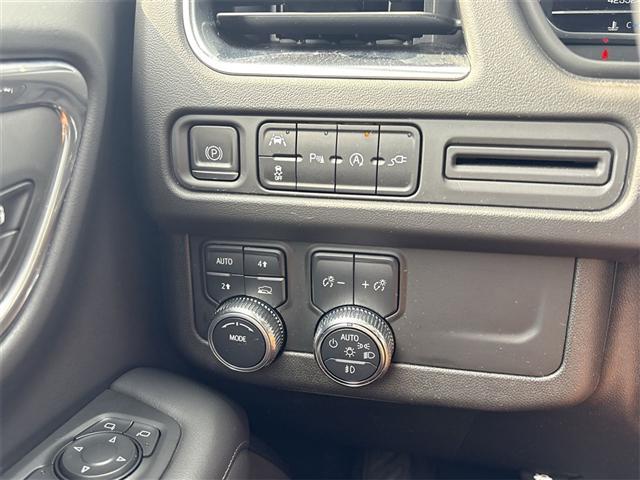 used 2022 GMC Yukon car, priced at $44,989