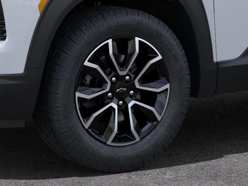 new 2025 Chevrolet TrailBlazer car, priced at $30,707