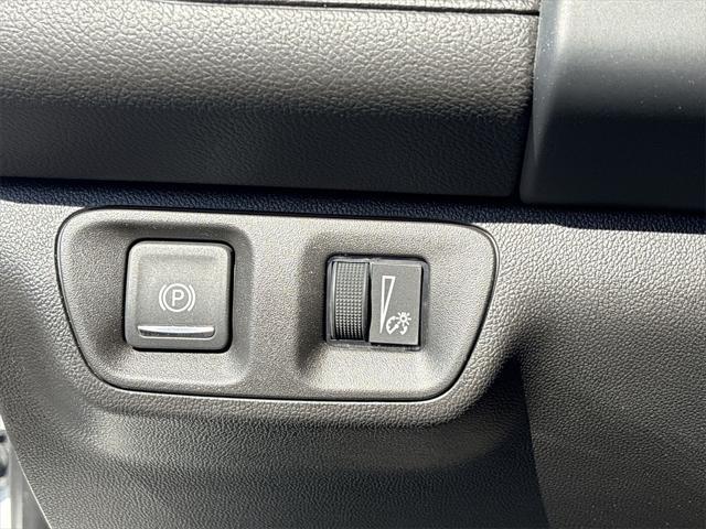 used 2023 GMC Acadia car, priced at $30,895