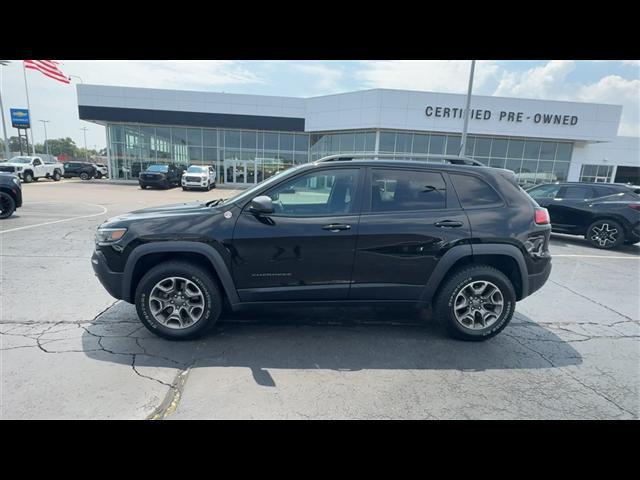 used 2020 Jeep Cherokee car, priced at $18,495