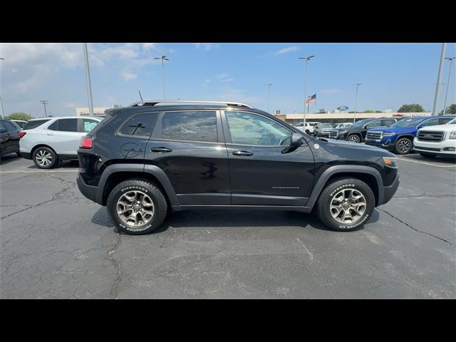 used 2020 Jeep Cherokee car, priced at $18,495