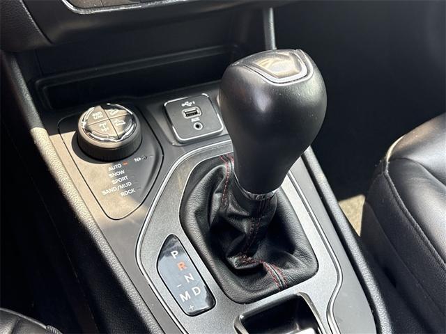 used 2020 Jeep Cherokee car, priced at $18,495