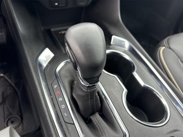 used 2023 Chevrolet Traverse car, priced at $38,395