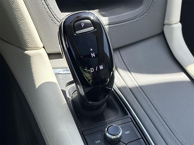 used 2023 Cadillac XT6 car, priced at $35,495