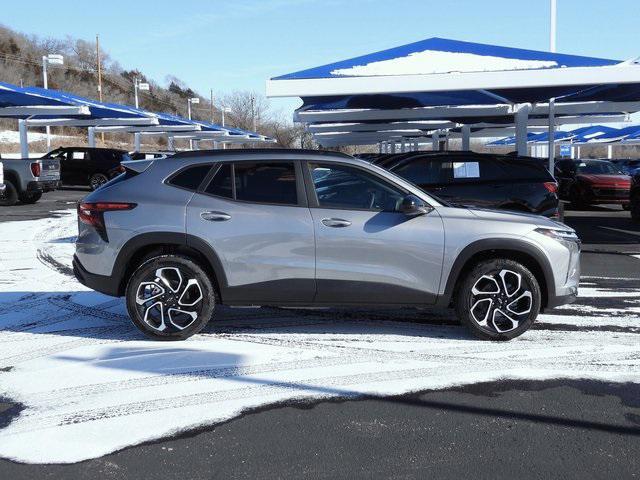 new 2025 Chevrolet Trax car, priced at $26,325