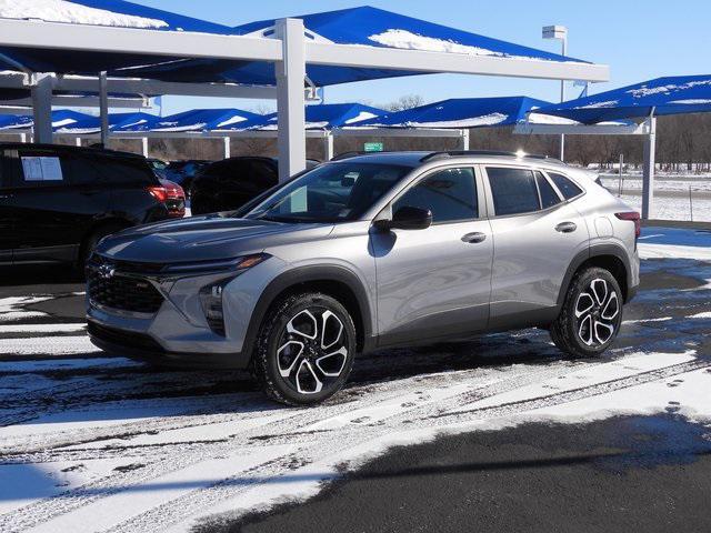 new 2025 Chevrolet Trax car, priced at $26,325