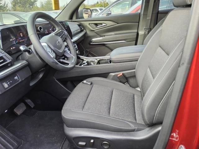 used 2024 Chevrolet Traverse car, priced at $39,975