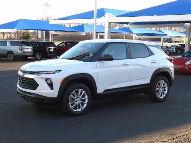 new 2025 Chevrolet TrailBlazer car, priced at $25,872