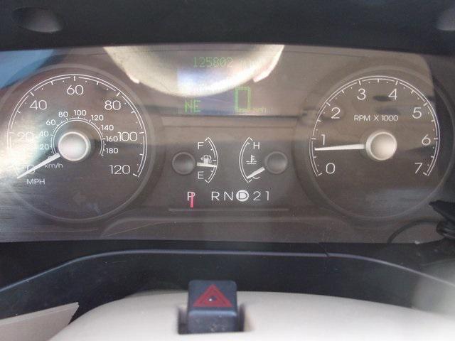 used 2006 Lincoln Town Car car, priced at $6,153