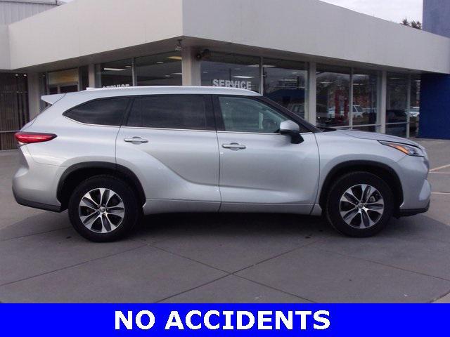 used 2020 Toyota Highlander car, priced at $27,986