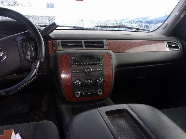 used 2008 Chevrolet Suburban car