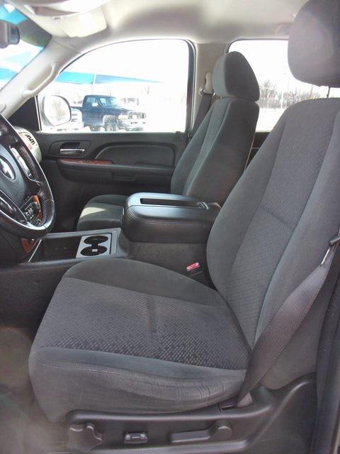 used 2008 Chevrolet Suburban car, priced at $10,956