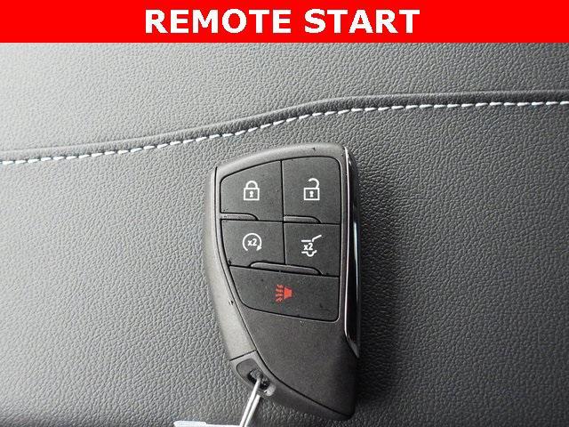 new 2026 Chevrolet Traverse car, priced at $45,055