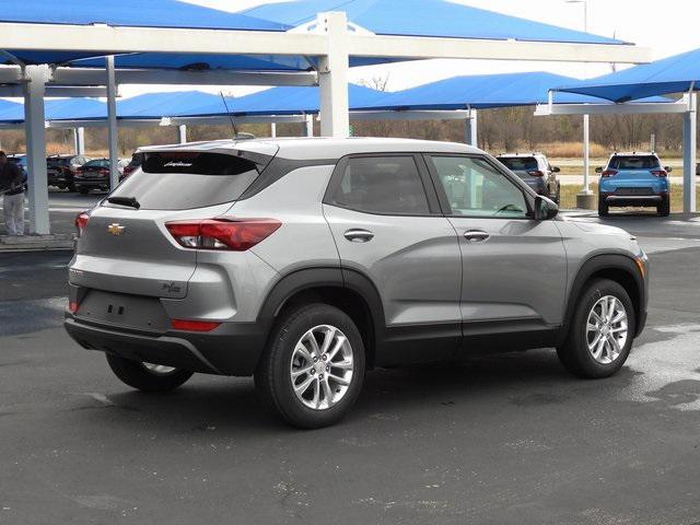 new 2025 Chevrolet TrailBlazer car, priced at $25,325