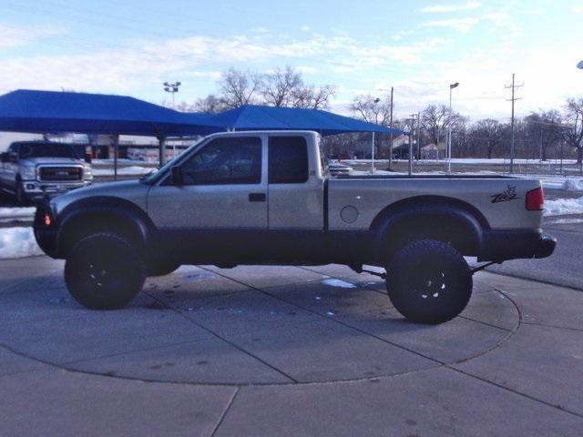 used 2000 GMC Sonoma car, priced at $4,995