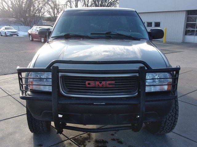 used 2000 GMC Sonoma car, priced at $4,995