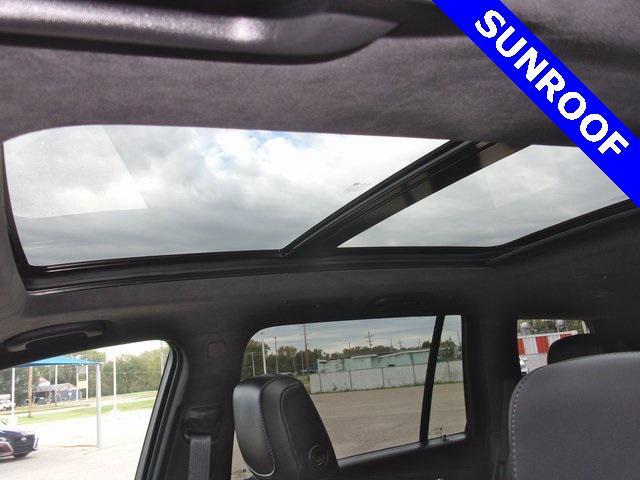 used 2024 Cadillac XT6 car, priced at $50,997