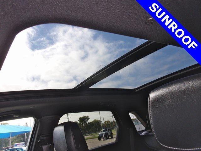 used 2025 Cadillac XT5 car, priced at $47,367