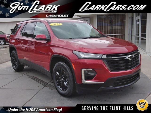 used 2023 Chevrolet Traverse car, priced at $31,261
